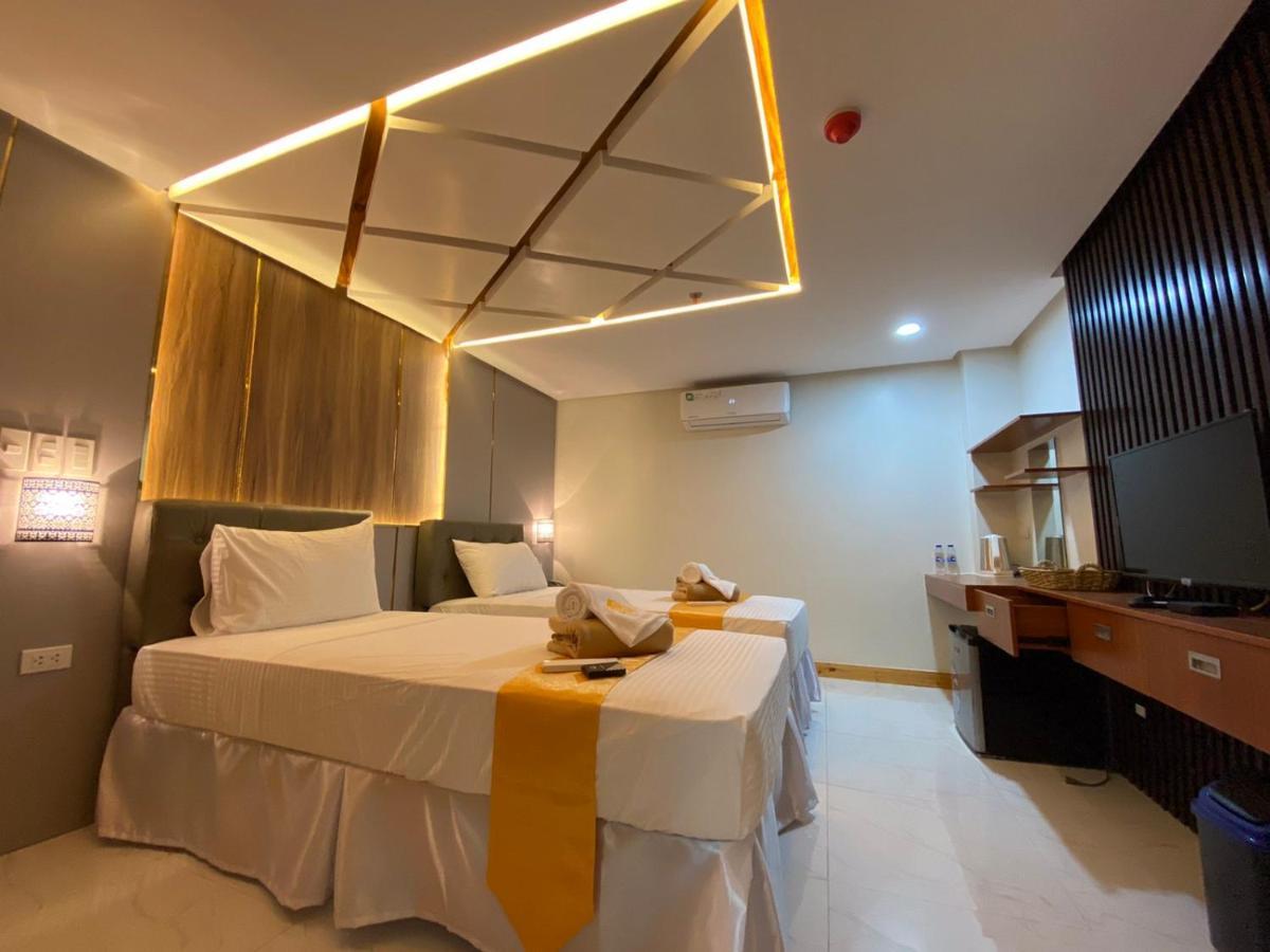 Ngn Gran Hotel Тугегарао Экстерьер фото