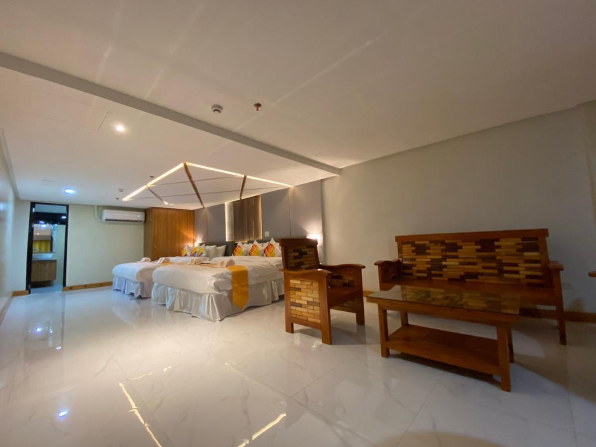 Ngn Gran Hotel Тугегарао Экстерьер фото